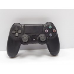 Контроллер Sony DualShock 4...