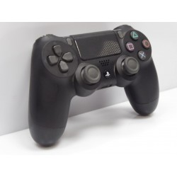 Контроллер Sony DualShock 4...