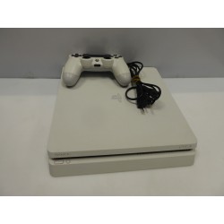 Консоль Sony Playstation 4...