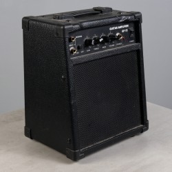 Võimendi Guitar Amplifier...