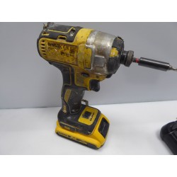 Akulökktrell Dewalt DCF887...