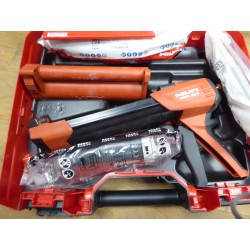 Силиконовый пистолет Hilti...