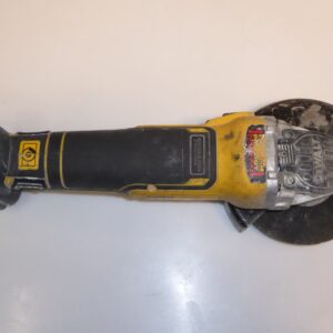 Akurelakas Dewalt DCG405 ilma aku