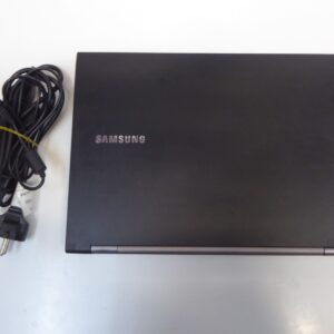 Sülearvuti Samsung 200B + Laadija
