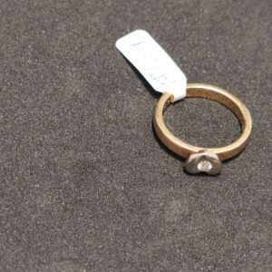 Kuld sõrmus teemantiga 750 proov 18K (№1143)