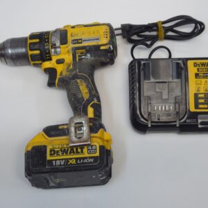 Aku-trell DEWALT DCD790 + 4ah + laadija