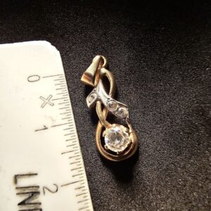 Kuld ripats 585 proov (№L936)