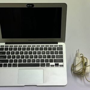 Slearvuti Apple MacBook Air A1465 + laadija