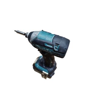Akulööktrell Makita DTD152 + Aku 4,0AH