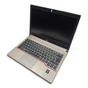 Sülearvuti Fujitsu E734 + laadija