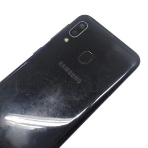 Nutitelefon Samsung Galaxy A20e 32-3gb + Ümbris
